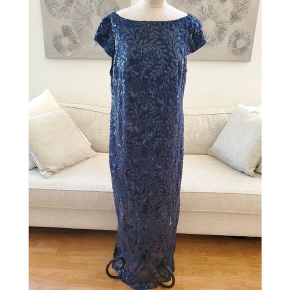 Brianna Lace Column Sequined Gown - Picture 2 of 13